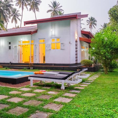Villa Tropical Oasis Balapitiya Exterior photo