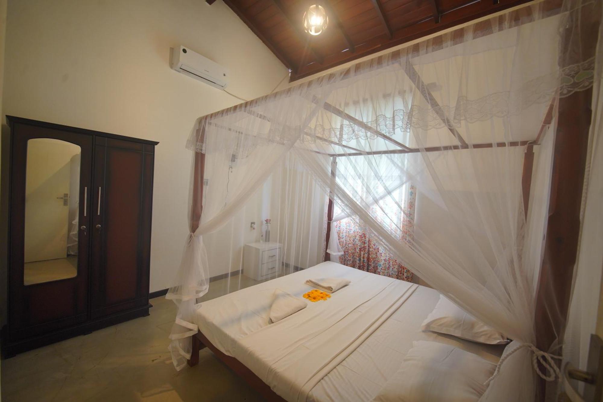Villa Tropical Oasis Balapitiya Exterior photo